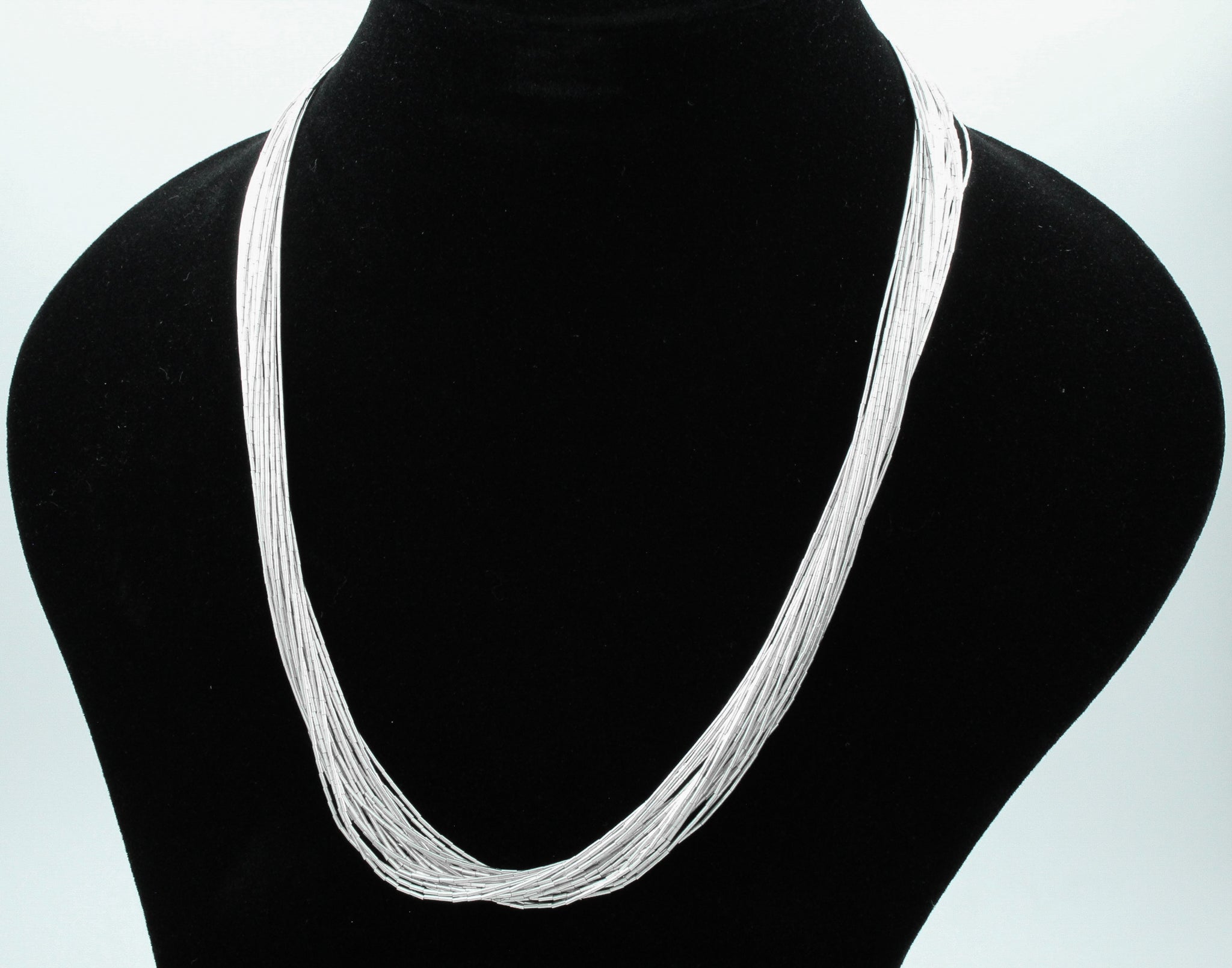 COLLAR 25 HILOS
