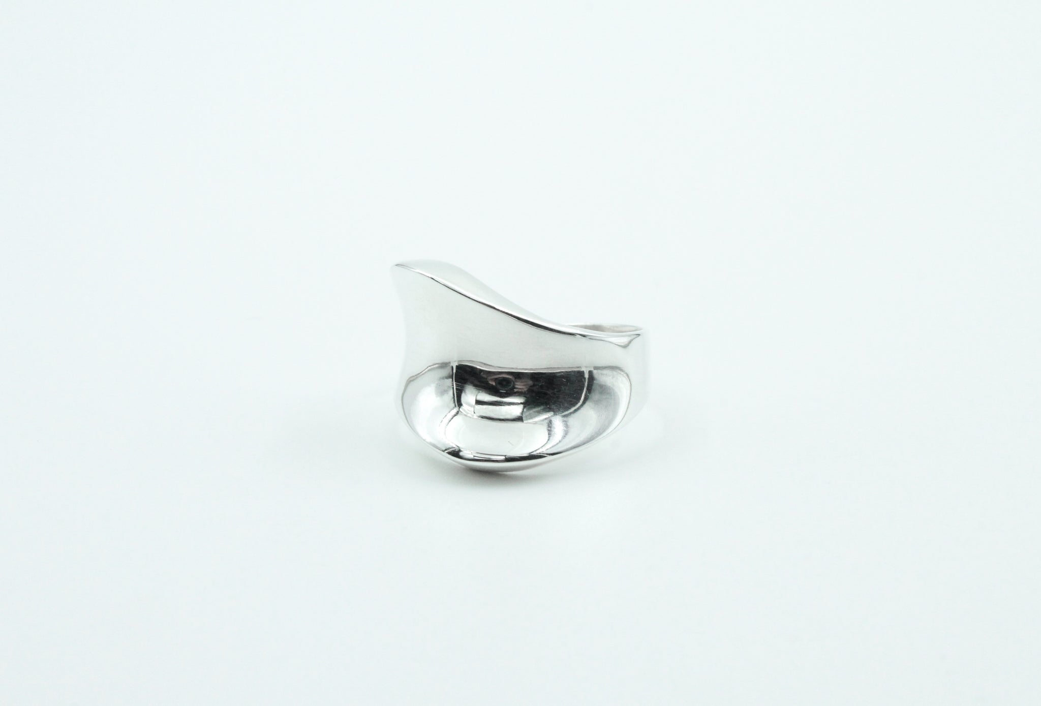 ANILLO MINIMALISTA