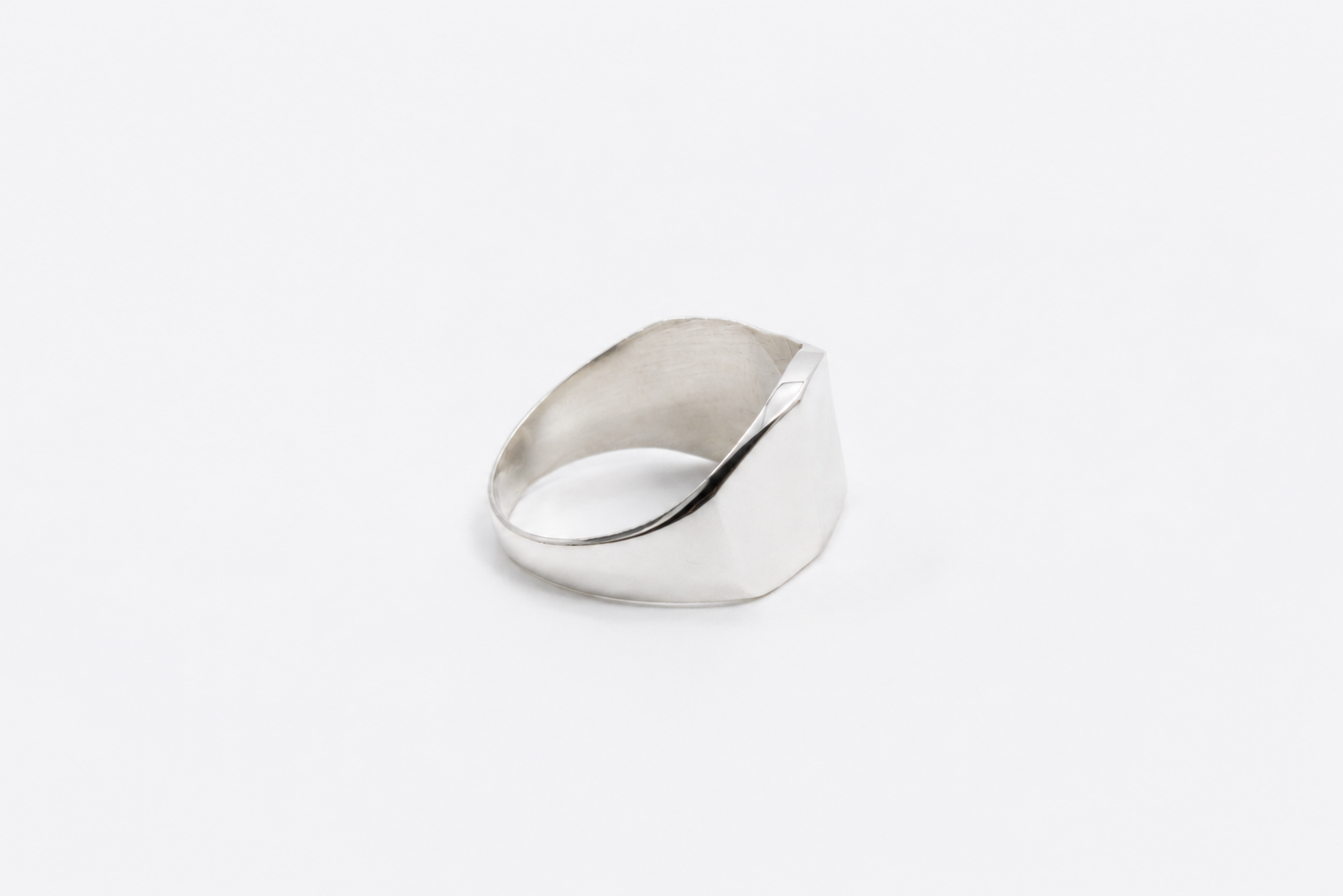 ANILLO ARGELIA
