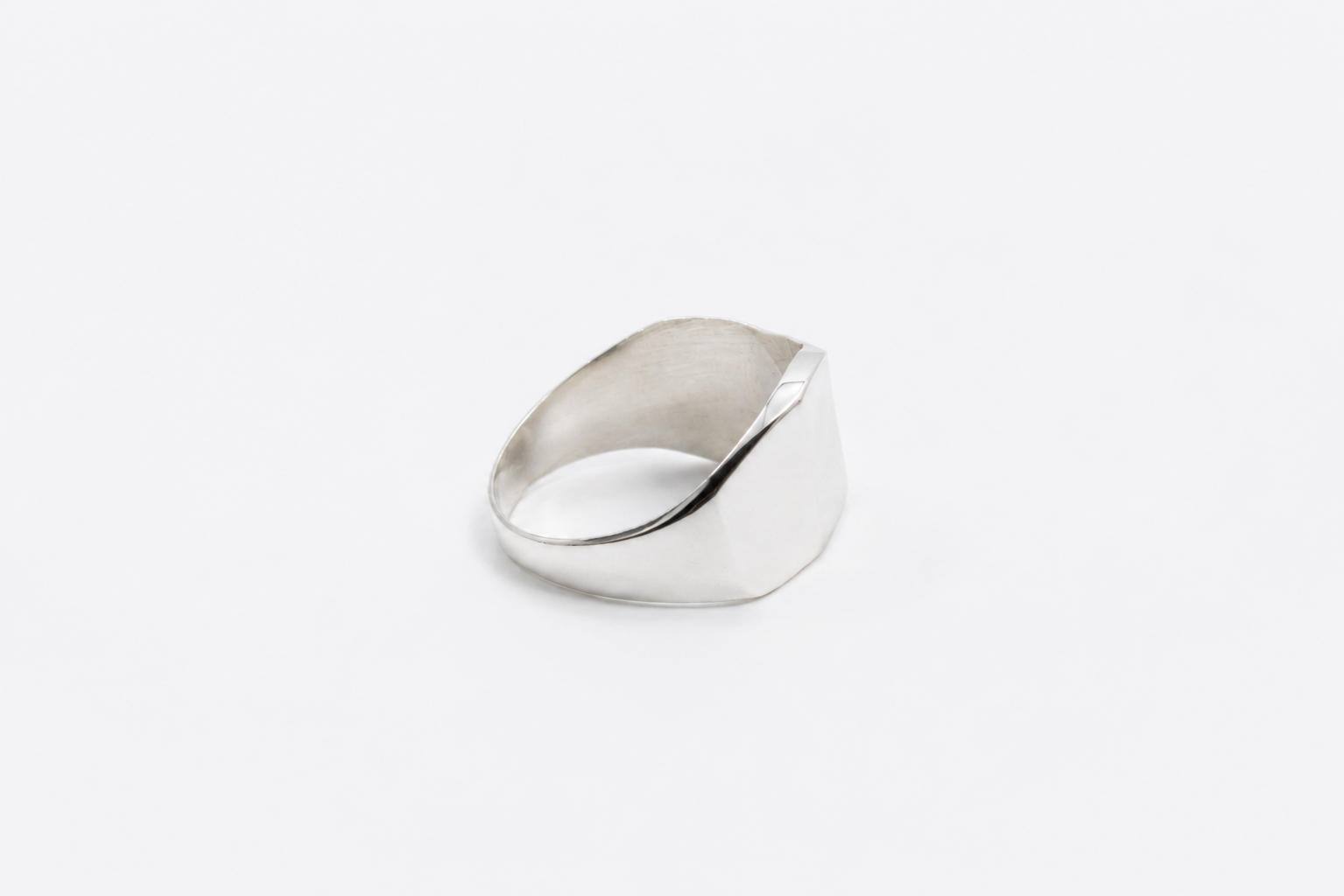 ANILLO ARGELIA