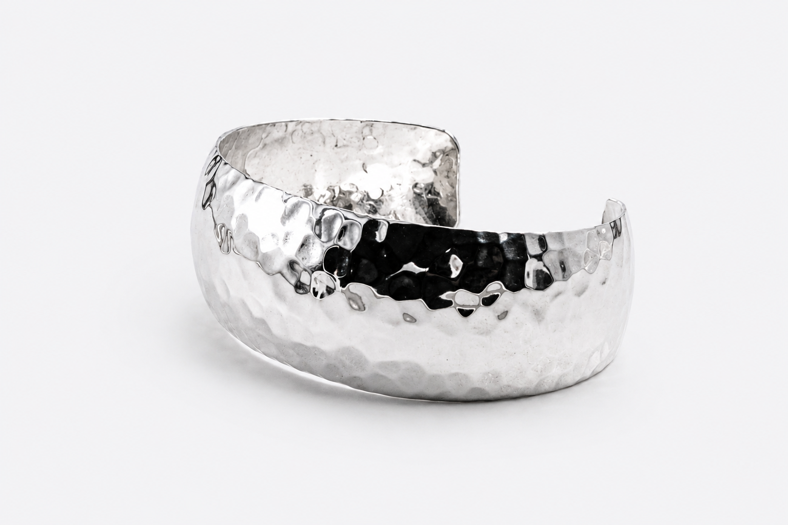 BRAZALETE MARTILLADO